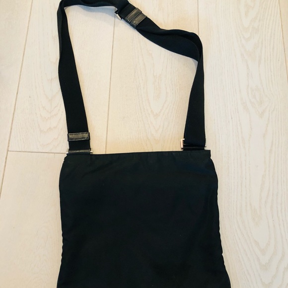 PRADA messenger bag - Picture 3 of 8